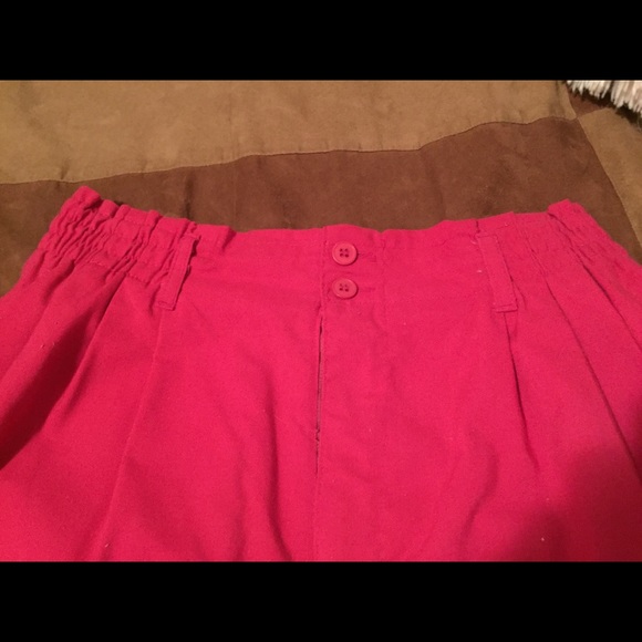 Pink shorts - Picture 4 of 8